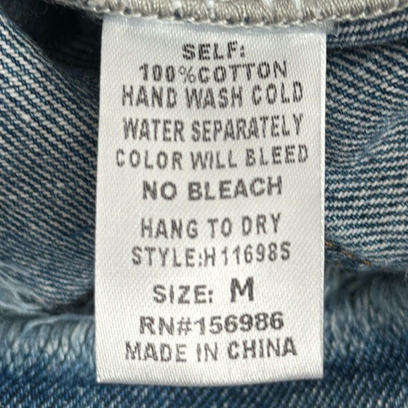 🦋ITEM DITTO denim distressed mini skirt fly zipper boho cowgirl TRENDY SZ M NWT - Picture 6 of 7